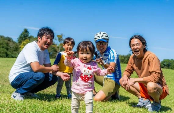 キノフェス2026｜11月22日開催！紀の川アウトドアフェスで丸太切り・移動動物園・グルメを家族で楽しもう